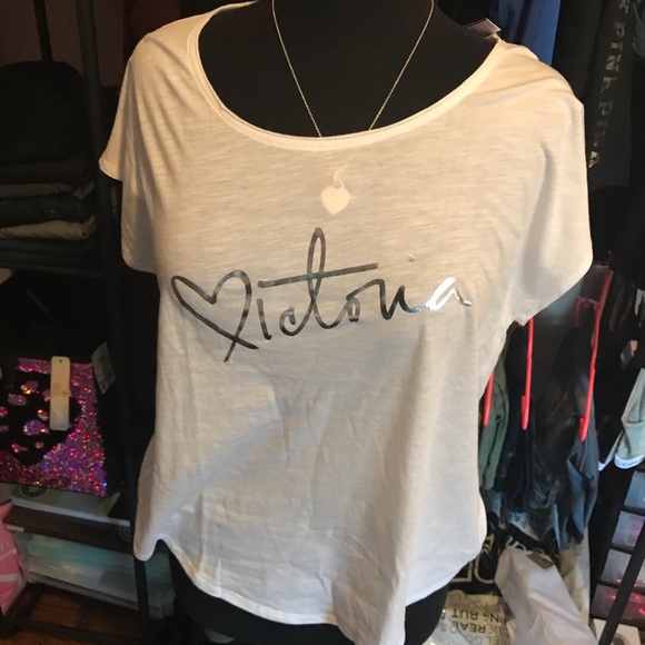 Victoria's Secret Tops - VS Victoria tee